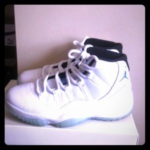 Jordan 11’s Legend Blue